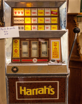 Old Fashioned Slot Machine